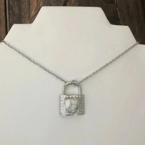 Howlite Heart in Lock Handmade Stainless Steel Necklace NWT - Picture 1 of 4